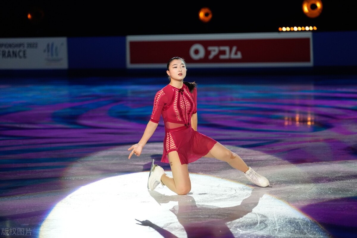 世錦賽和tv杯同時落幕,千金逆轉k寶取勝,坂本花織圓夢女單冠軍