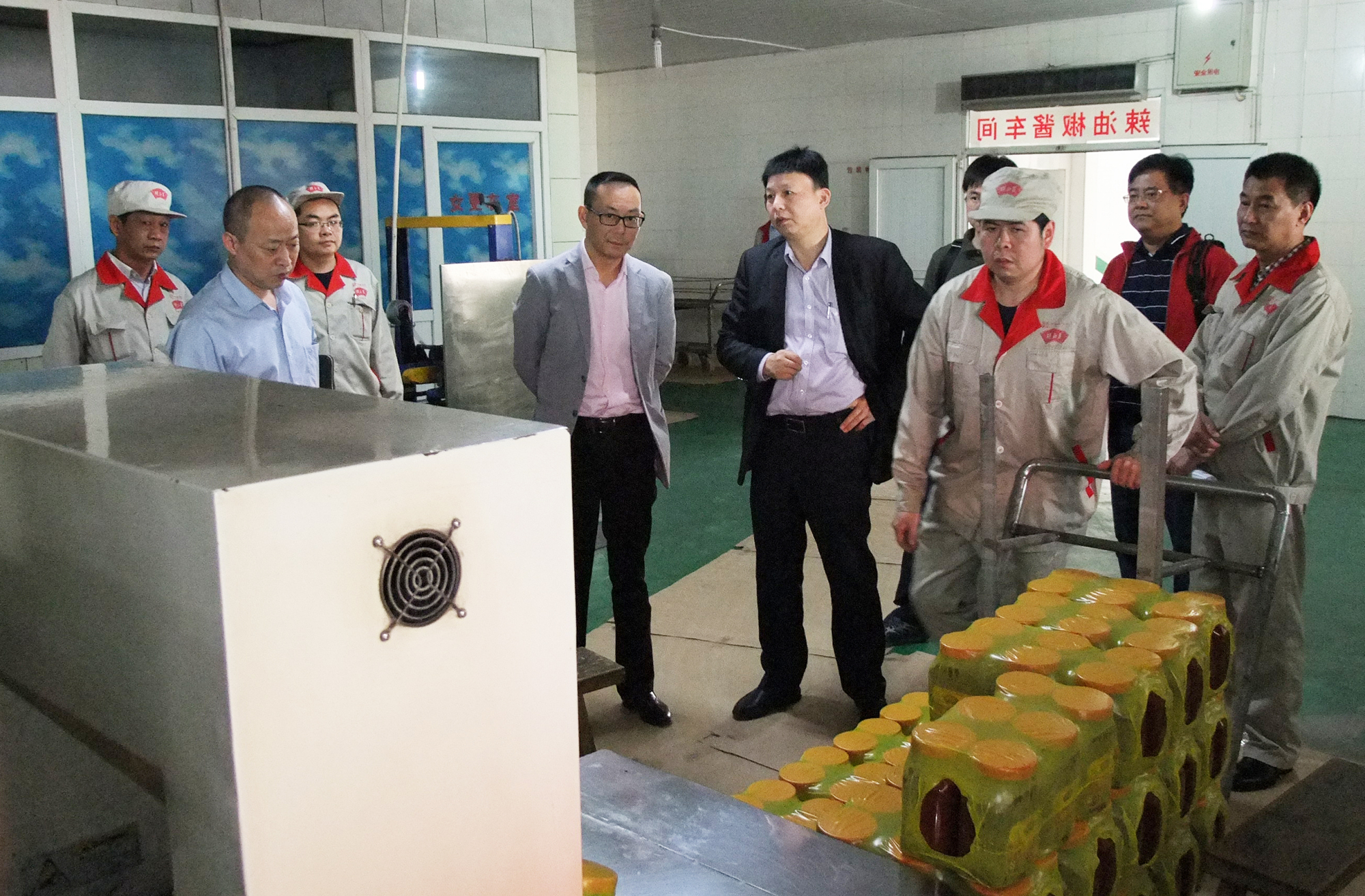 安庆望江首富出现:站在苹果身后,大赚91亿财富