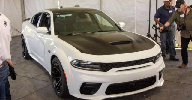 717马力最强四门轿车,道奇charger加宽体,肌肉范更强