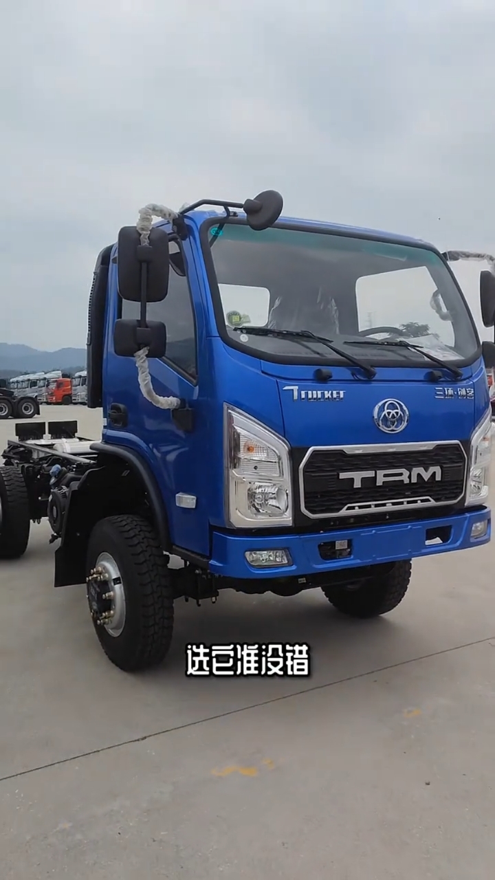 蓝牌小型四驱自卸车,越野翻斗自卸车