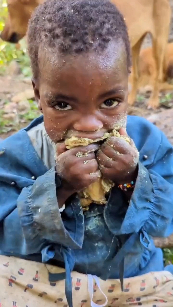 非洲原始部落孩童生活,看完让人无语