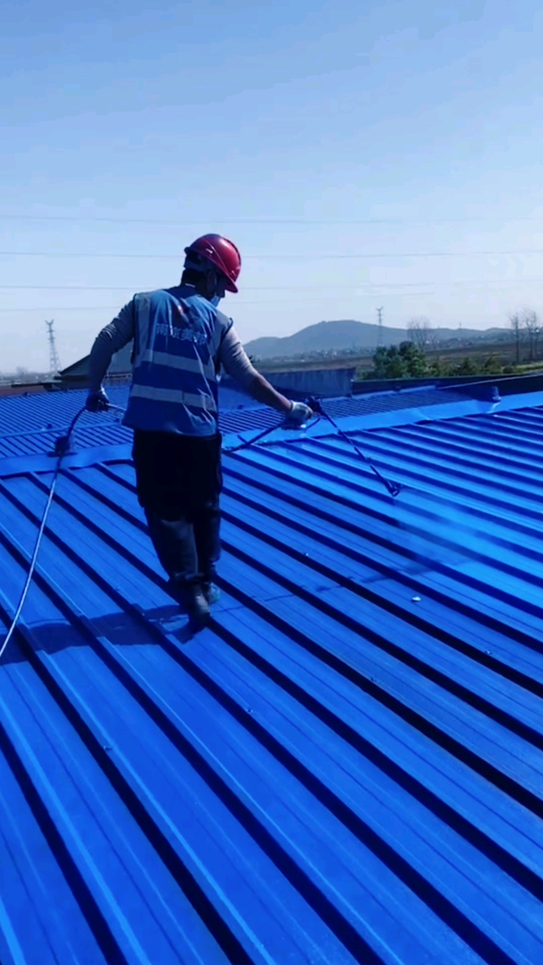 厂房彩钢瓦屋面翻新喷漆 瓦面喷涂面漆施工