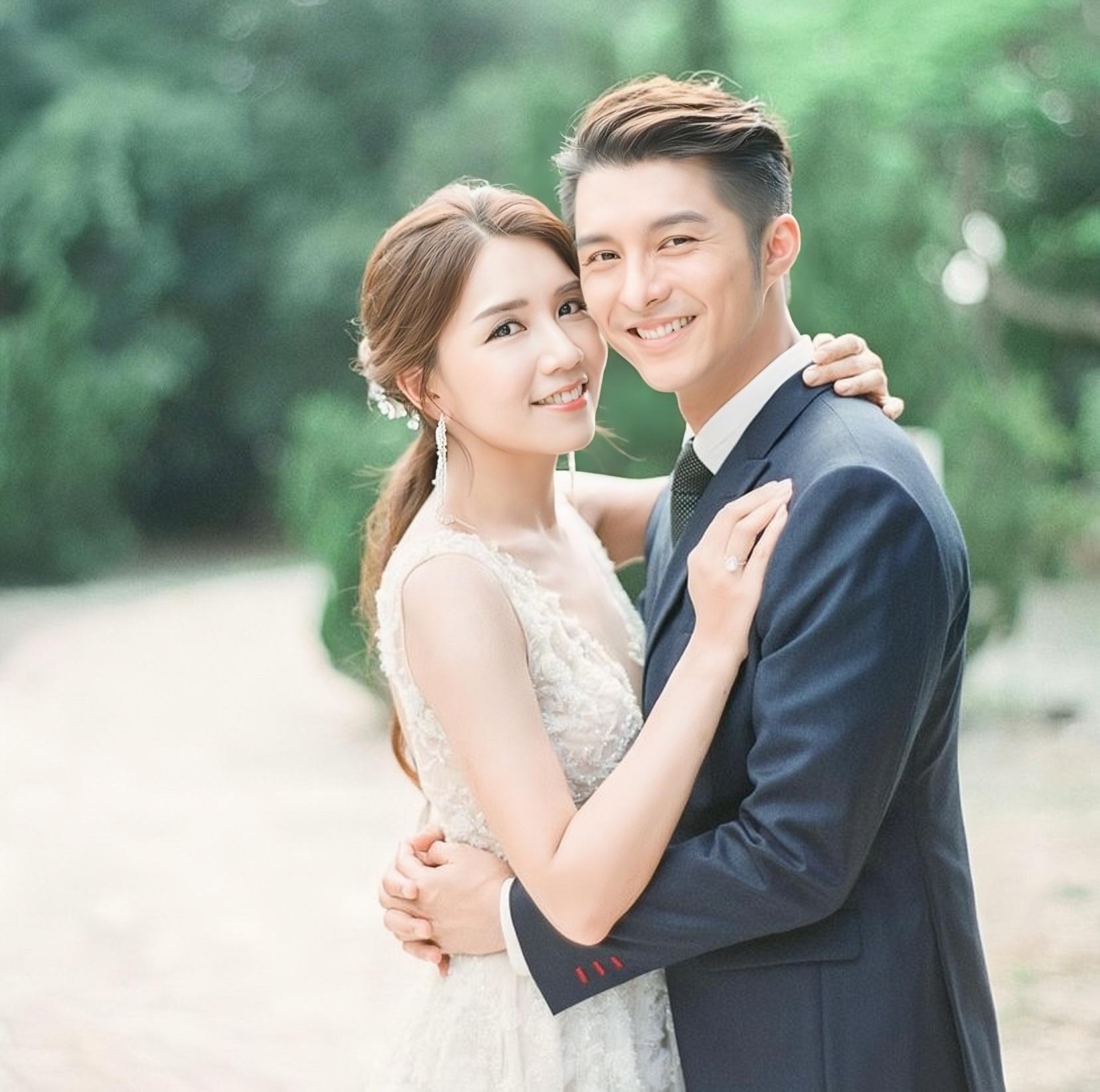 恭喜!44岁tvb知名男星黄嘉乐今日大婚,新娘一身金器闪爆全场