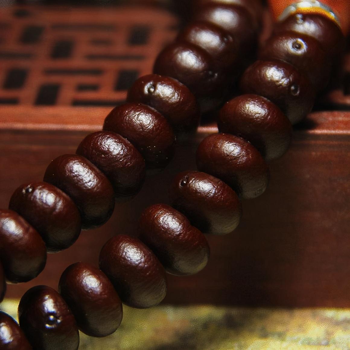 紫金钵盂是什么材质