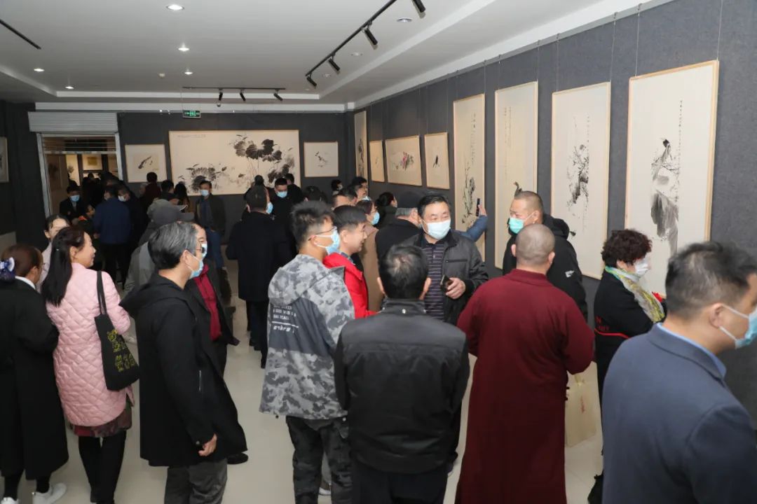 "意境—郭东方中国写意花鸟画作品展在滕州汉画像石馆隆重开幕