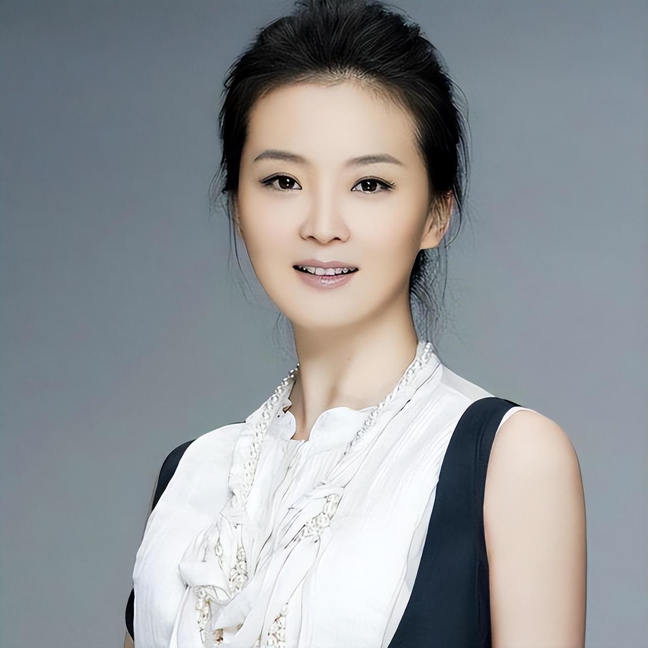 王艳整容了吗?46岁晴格格近照曝光,网友惊呼:不认识了!