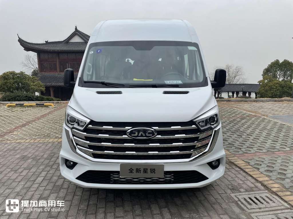 轻客迎来新标杆,江淮全新星锐实拍评测,这前脸变得真霸气