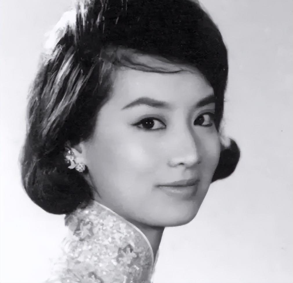 金庸:一生中最对不起前妻朱玫,大儿子查传侠让他后悔不已