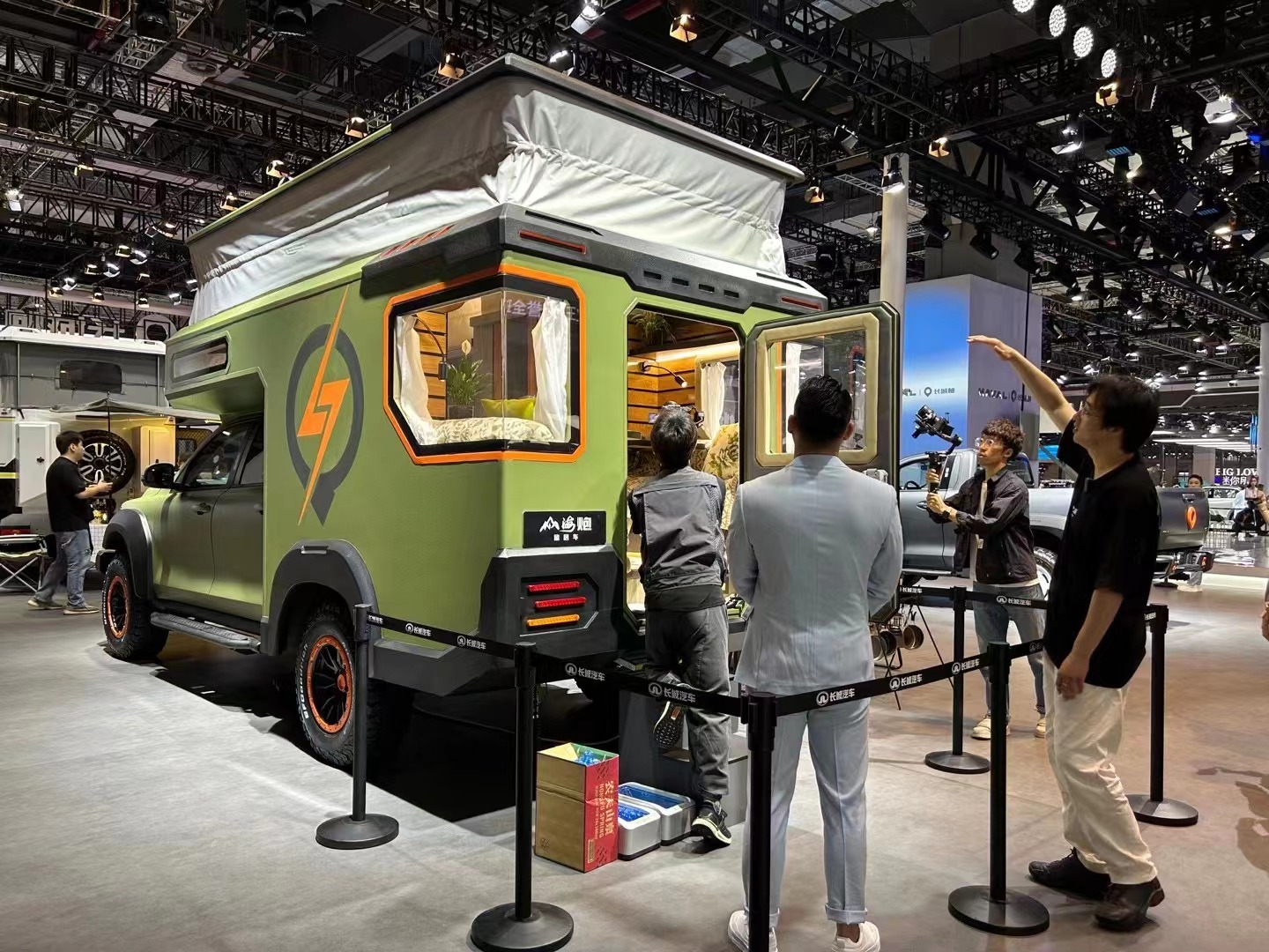 上海车展实拍:最强动力国产皮卡房车,山海炮旅居车曝光!