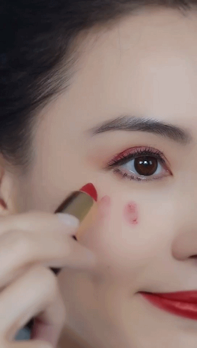 戚薇自用 小金条 口红 显白不沾杯持妆5小时 秦岚 我也在用 慧中女性网 戚薇自用 小金条 口红 显白不沾杯持妆5小时 秦岚 我也在用 慧中女性网