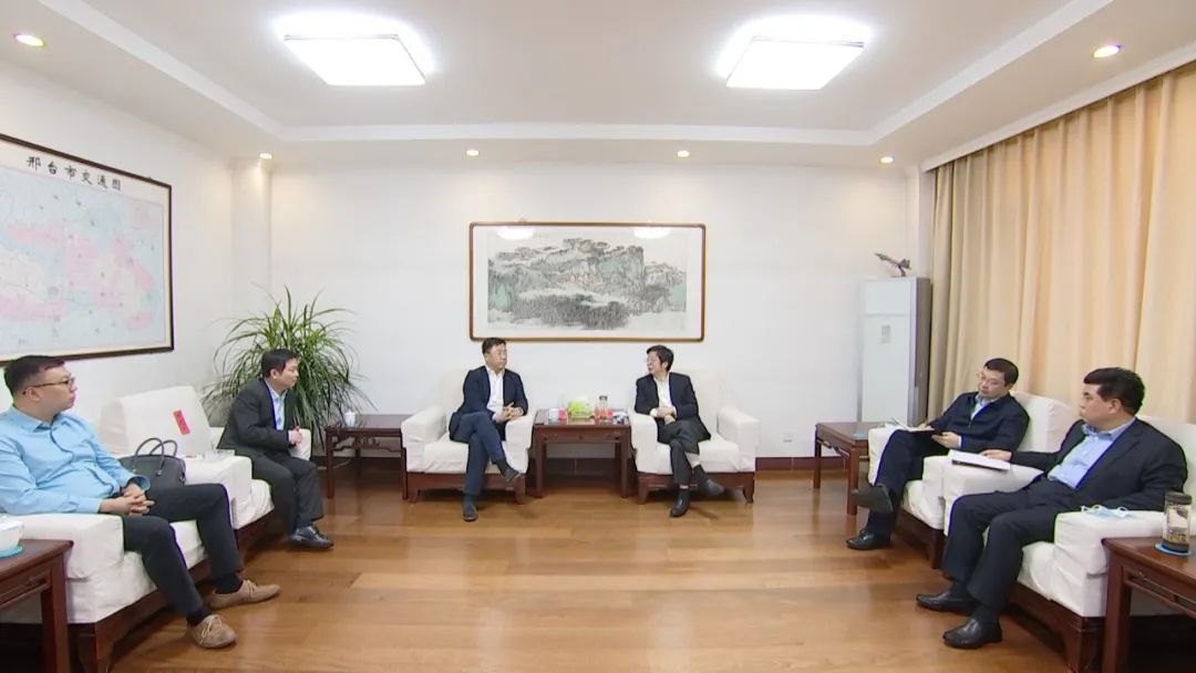 钱三雄与联想科技城投资集团董事长俞兵一行座谈