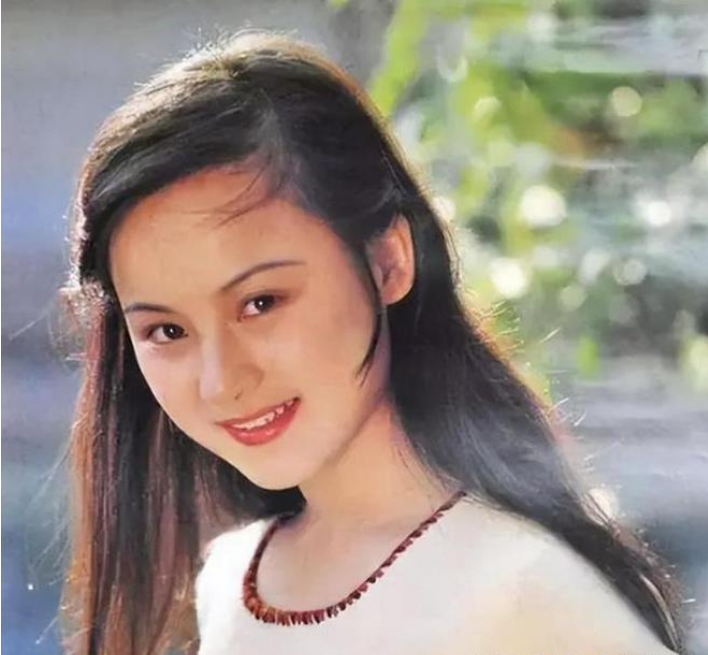 回顾:张莉因薛宝钗一角看破红尘,58岁未婚,无儿无女难逃红楼一梦