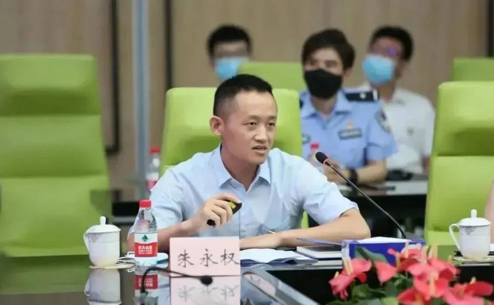 政法群英榜丨朱永权:提交抗疫申请书,值守湖北家乡整整60天