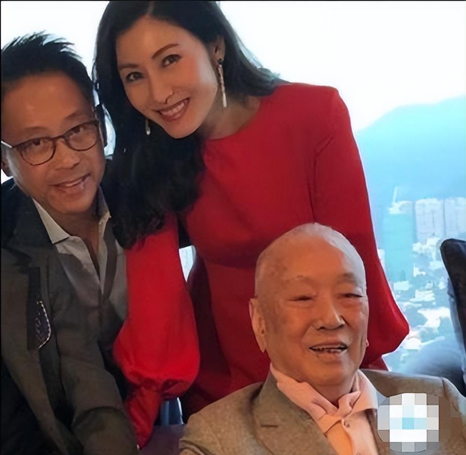 回顾富豪许世勋400多亿资产去世后竟然不留给独子为啥