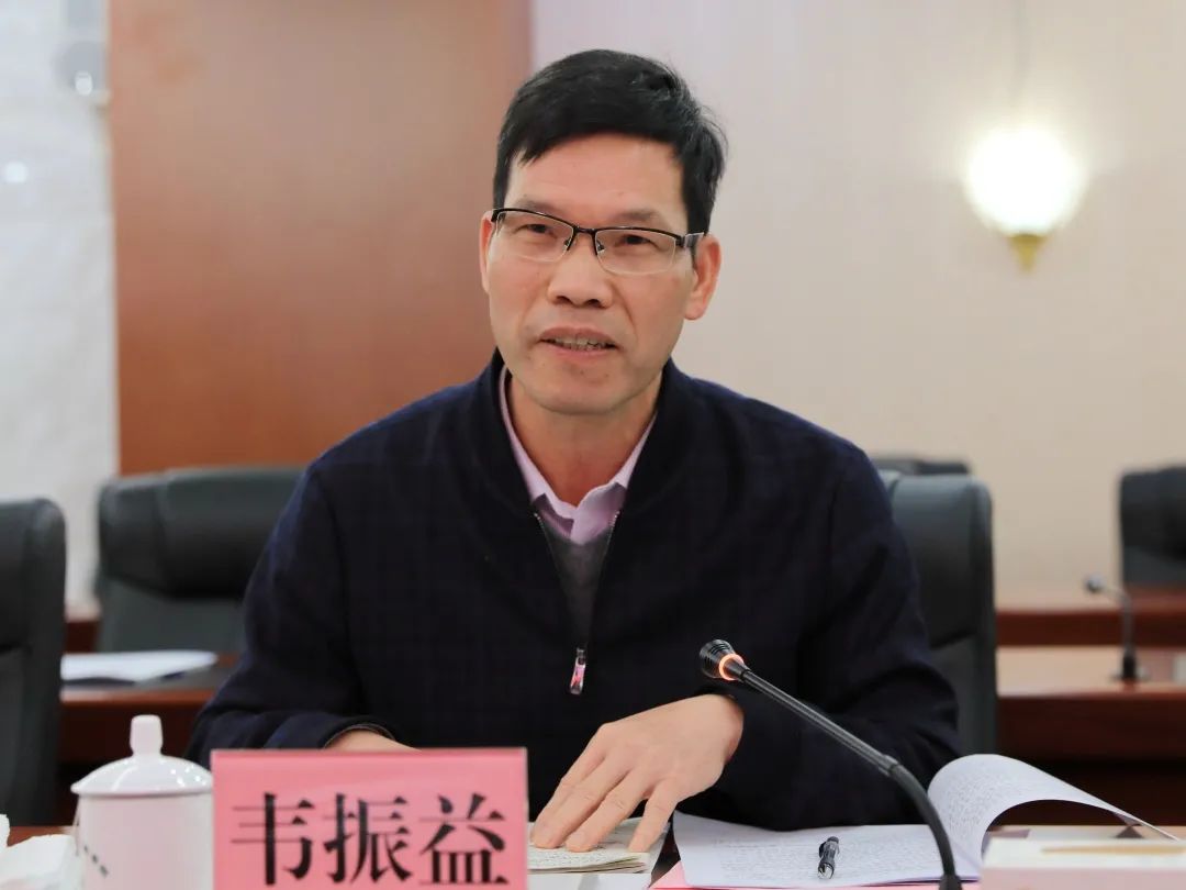 茅仲华到柳州集中听取代表委员意见建议