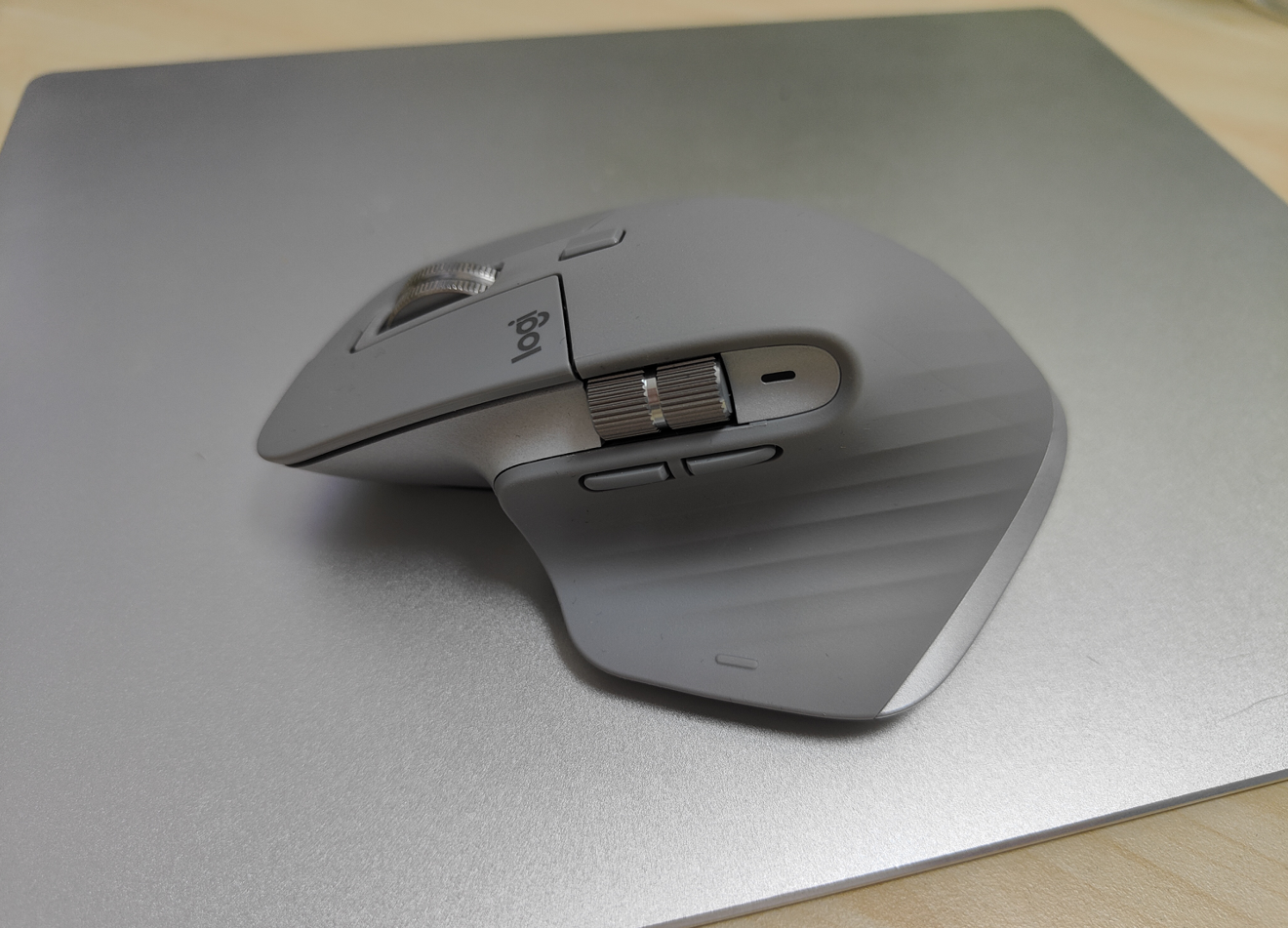 三,鼠标升级——罗技 master3