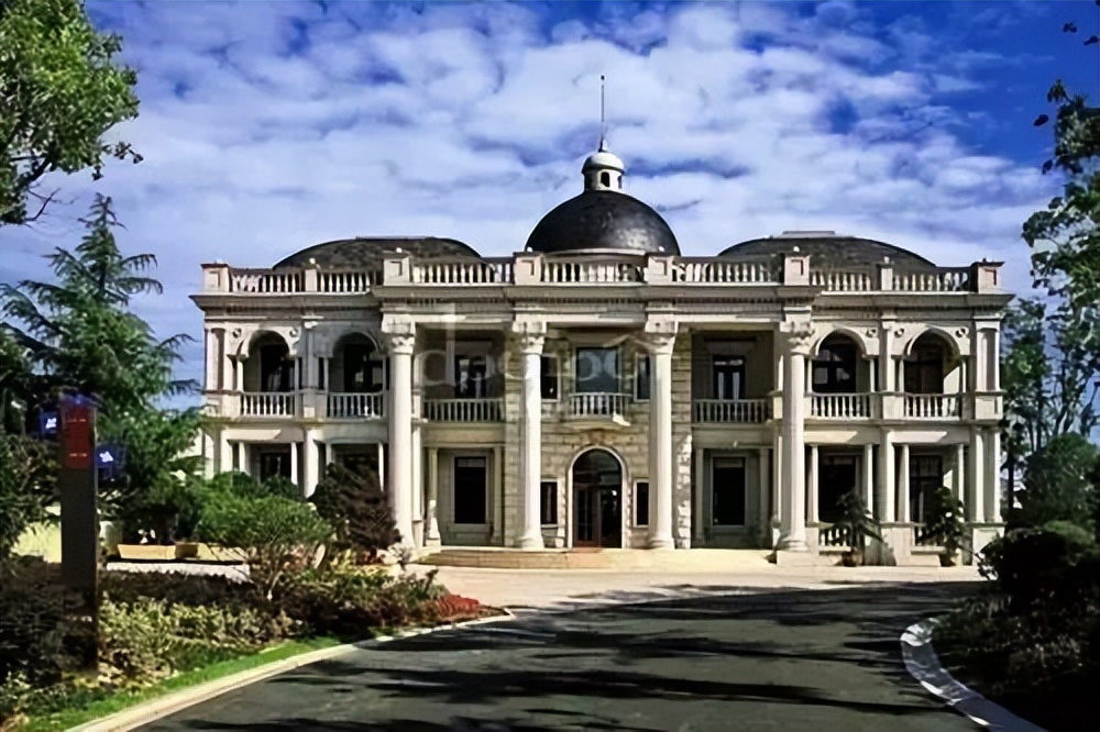 "上海豪宅"上热搜,每栋价值上亿的别墅到底长啥样?一起见识下