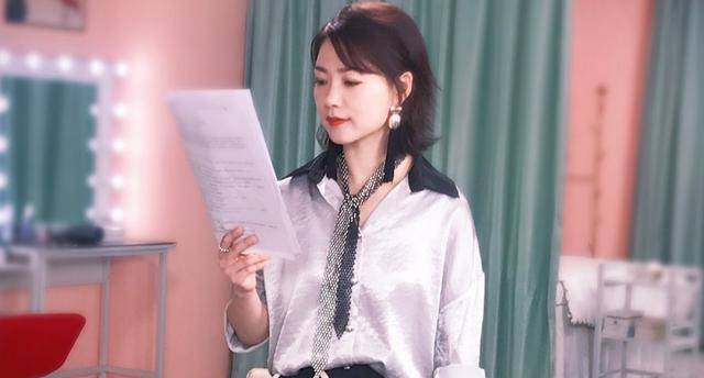 "香兰"丁玲今年46,30多年以前从青岛迁往广州