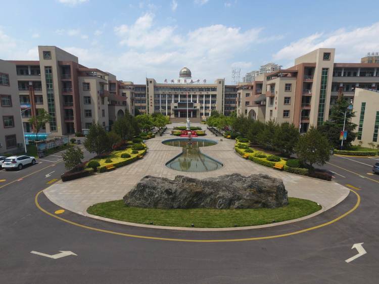 耕耘不辍 筑梦新程丨武安市第五中学召开2023年暑假工作安排会