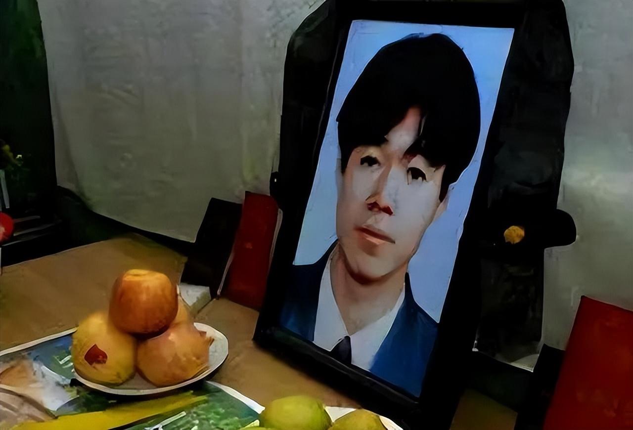 回顾白骨案主犯徐丹,将男友尸体藏在家中10年,被抓时已结婚生子