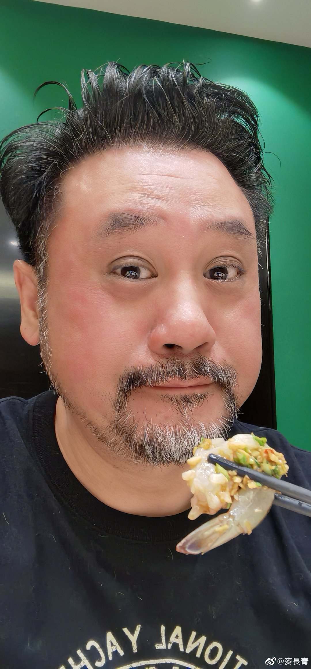 不合格!港星麦长青自曝超20年驾龄,内地模拟驾考科目一仅71分