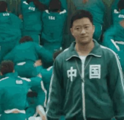 吴京运动服抄袭韩剧?网友怒了:它50年前就在中国火了