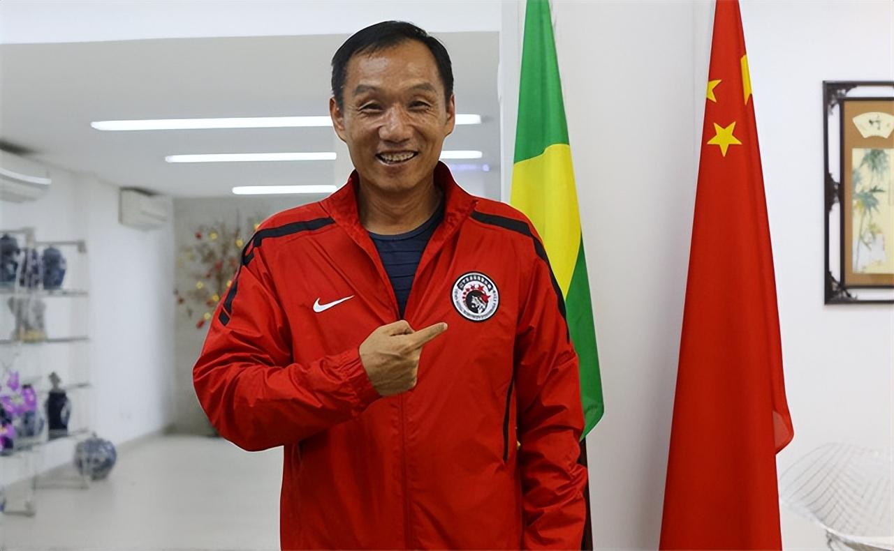 前国家队国脚马头孙贤禄:曾与贝利互换球衣,离婚后娶巴西女富豪