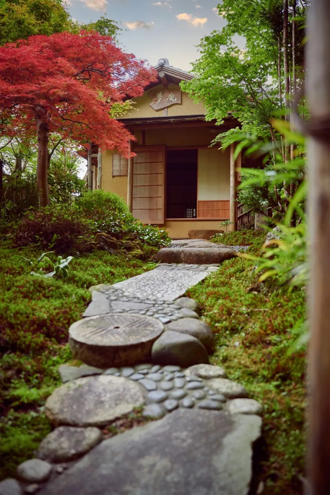 看了他的别墅,我懂了日式风的美,庭前诗意,庭后禅意,太美了