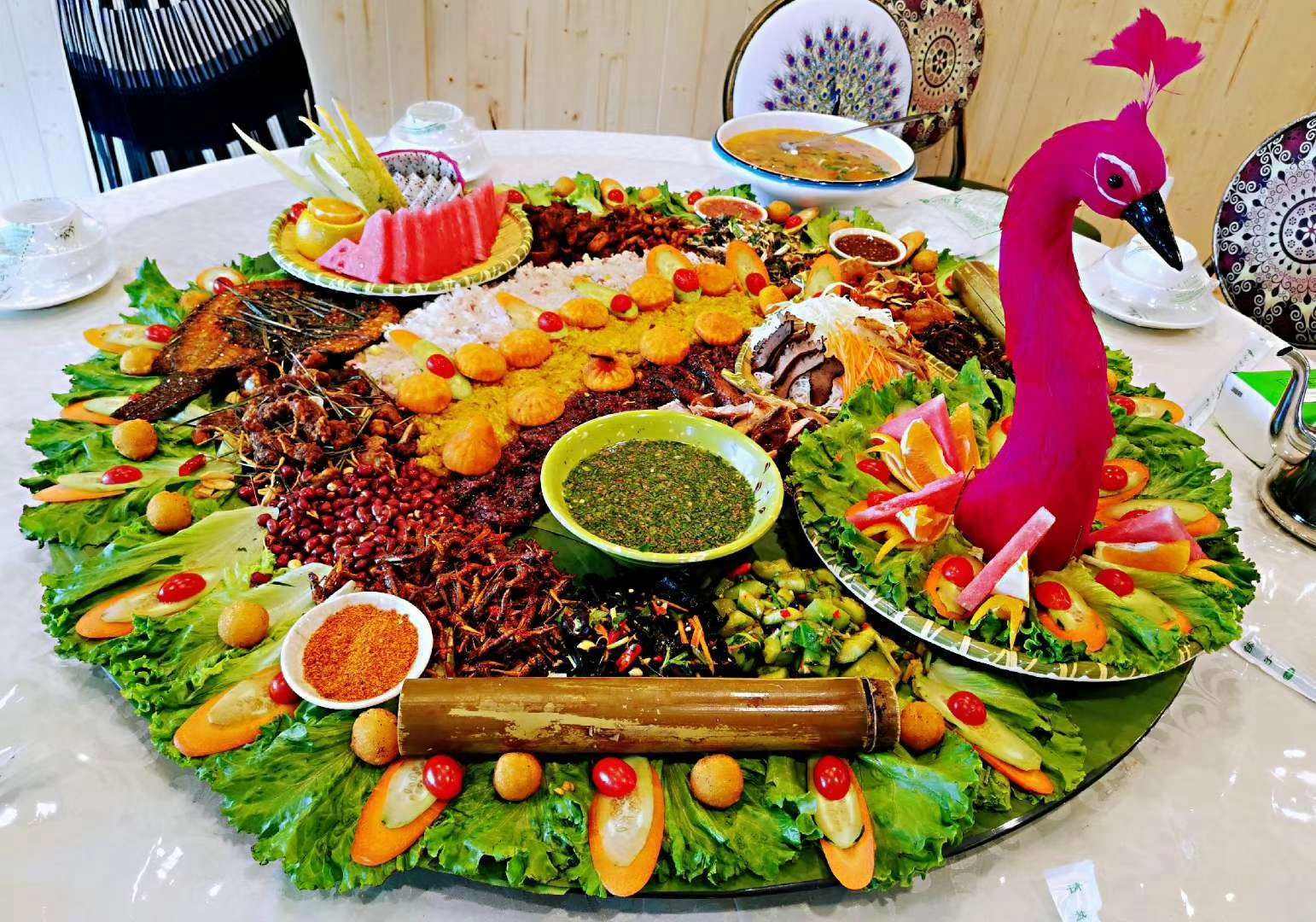 西双版纳的傣族特色孔雀宴