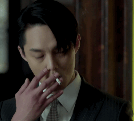 这次元壁破得猝不及防,尹正陈都灵疑似恋情曝光,这对你看好吗?