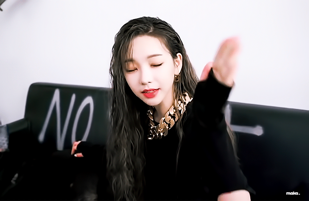 出道前因吐槽前辈遭抵制,靠舞台逆转口碑的人间ai——柳智敏