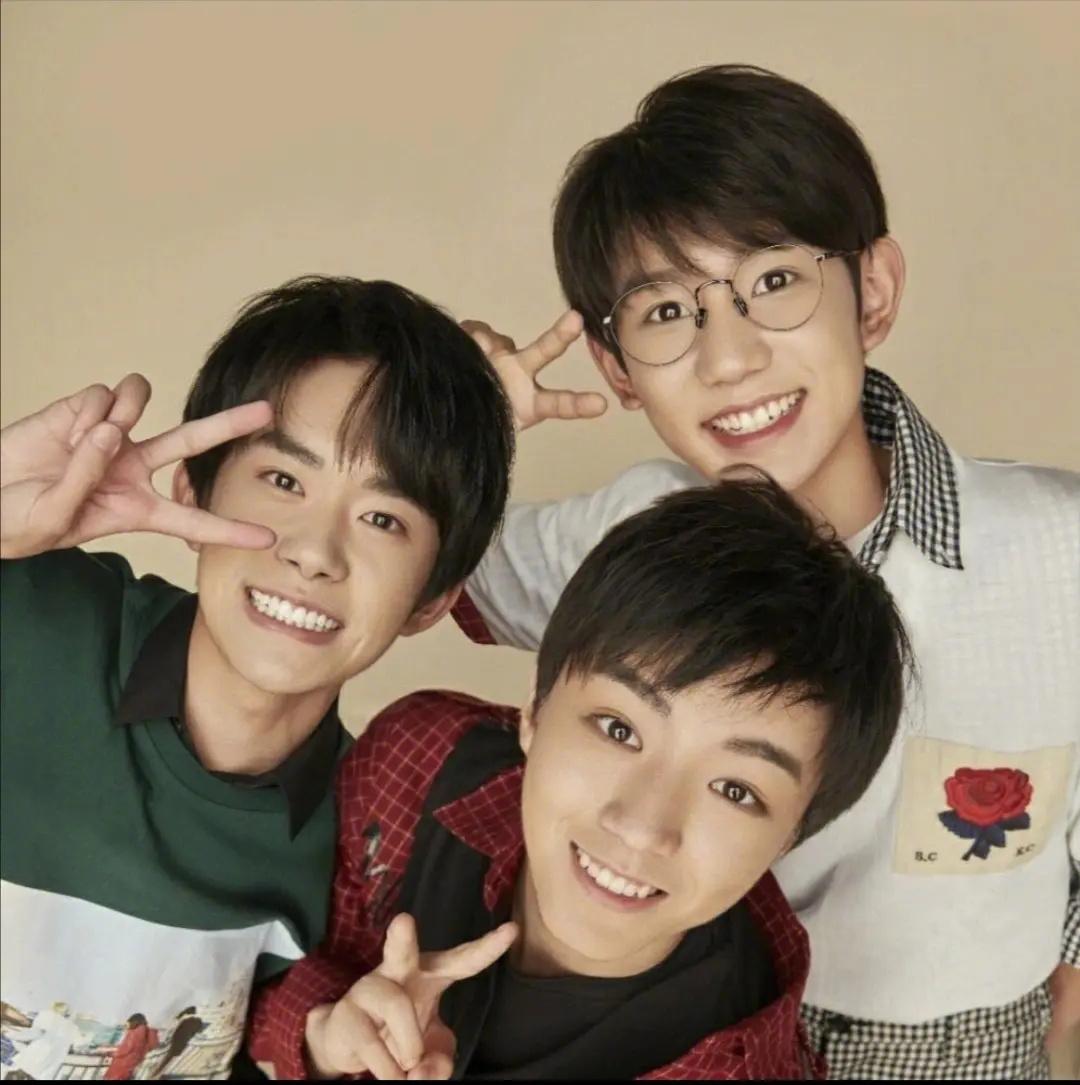 tfboys十周年演唱会倒计时粉丝热烈抢票拼手速和运气