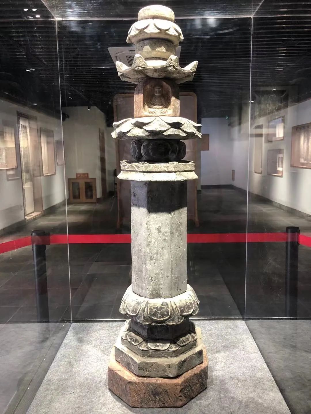 叶七娘为亡夫造经幢,现藏杭州博物馆