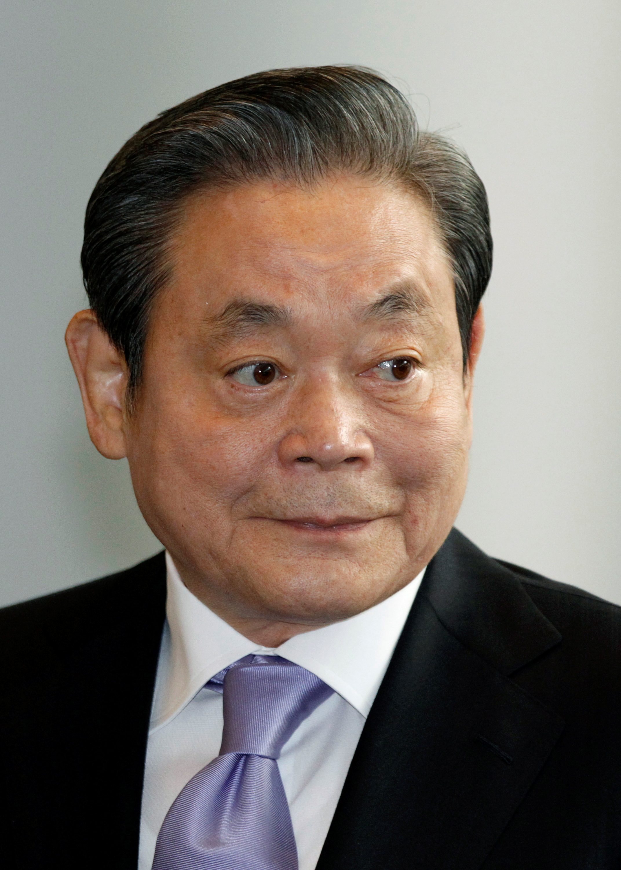 三星集团会长李健熙去世