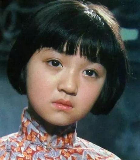 名气不输金铭的《城南旧事》英子,"消失"多年,去哪儿了?