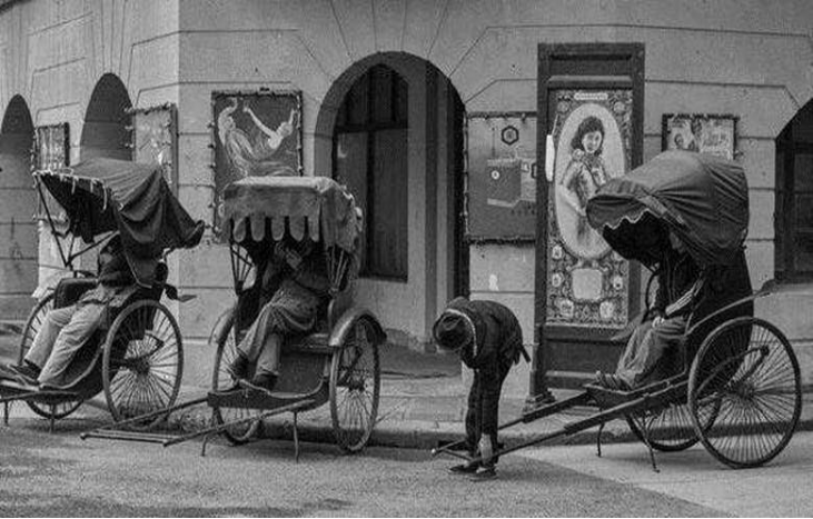 民国上海黑帮大亨的远见送15岁儿子参加新四军解放后安度晚年