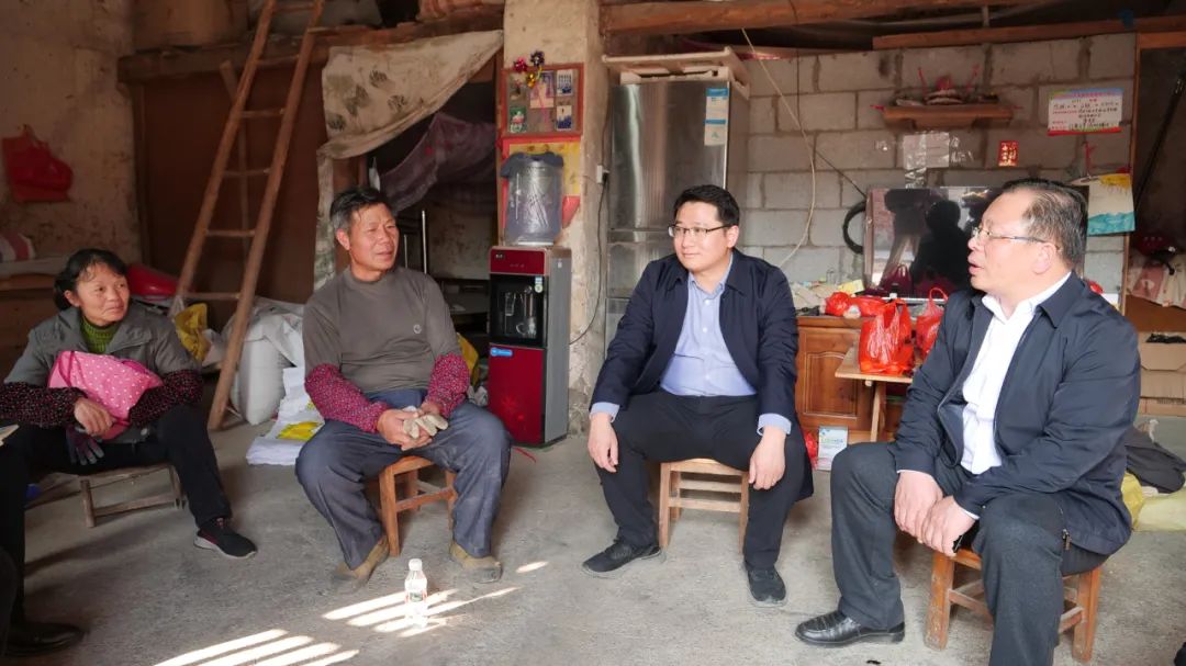 沈国章持续检查指导疫情防控工作