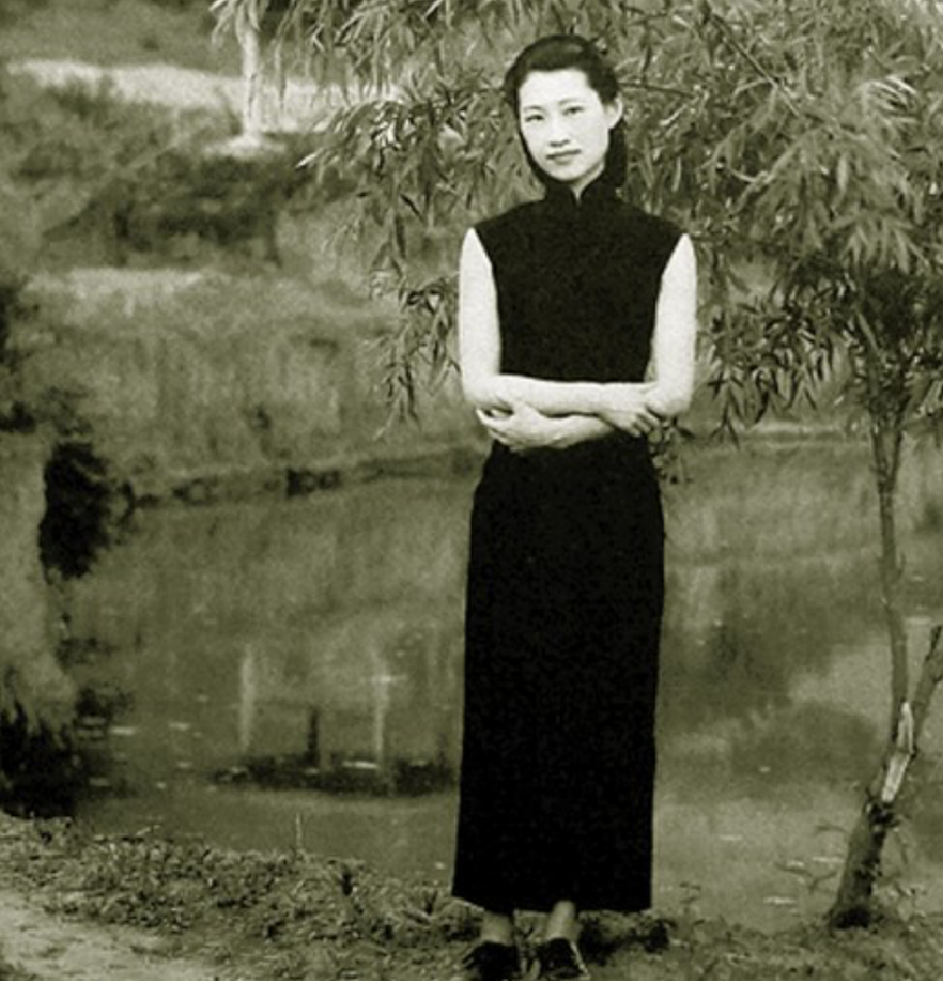 张首芳一生呵护弟弟张学良:晚年生活困苦,卖唯一首饰为少帅买书