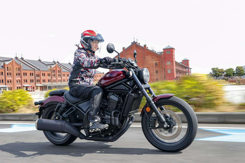 本田" rebel 1100dct"的试驾回顾!梅本鹿检查乘车质量