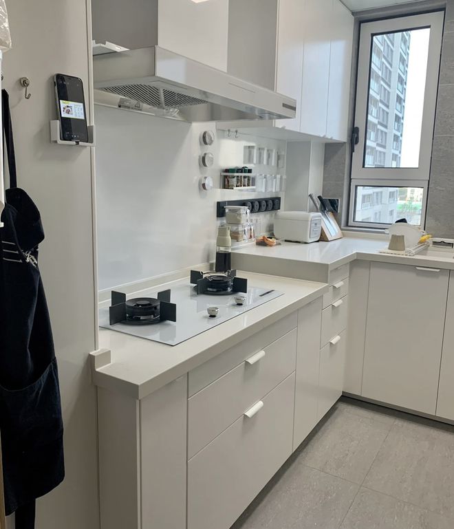 厨房珐琅板,到底是好是坏?看了过来人的评价,终于弄明白了