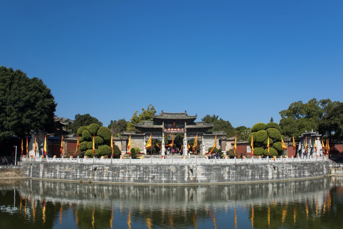 许凯飞驰人生 建水文庙