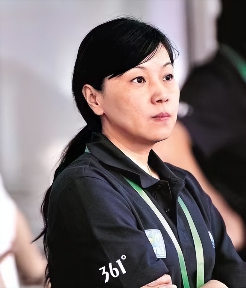 周继红带活中国跳水队,送郭晶晶进了裁判席,如何冷脸遭质疑