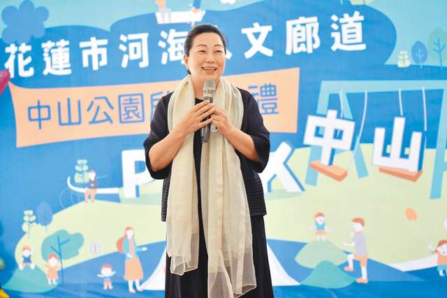 花莲县长徐榛蔚满意度高绿营惊呼出马参选恐成炮灰