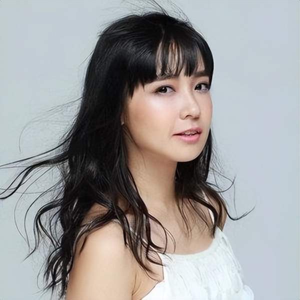 解相思之苦!女歌手糖妹专程飞日本会圈外男友,更首晒与对方合照