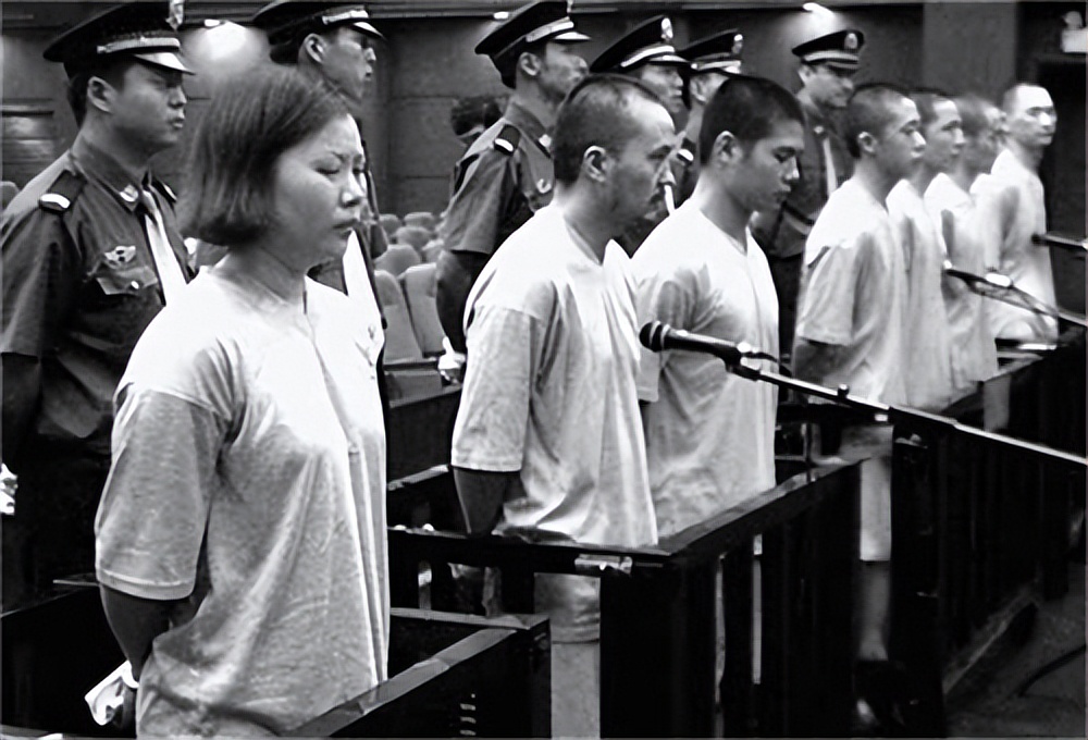 18年前的深圳灭门案:一家5口惨遭杀害,女主犯行刑前只说了5个字