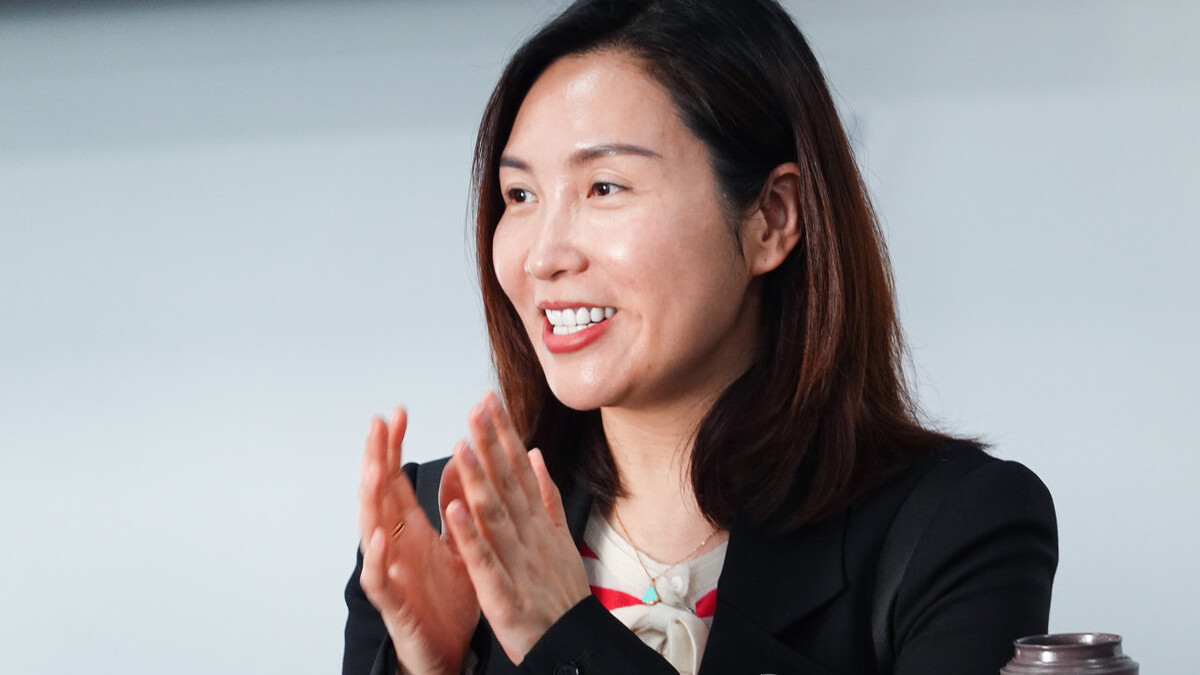 特斯拉陶琳回应:女车主要演得多逼真,才能证明我无辜?