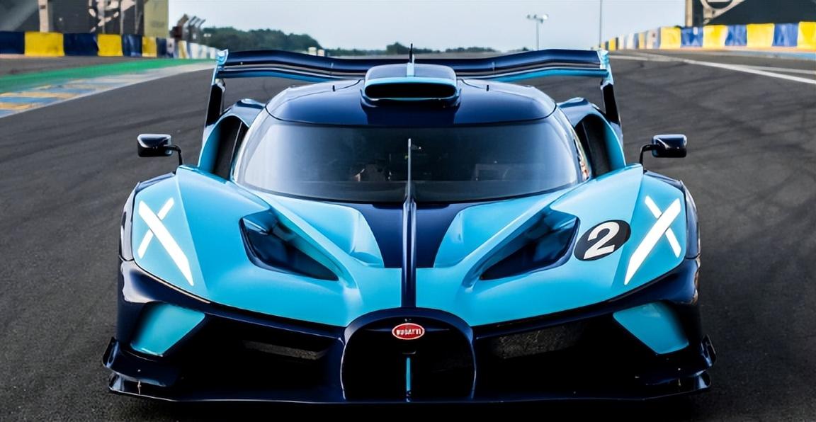 布加迪限量超跑亮相:售价3033万,外观帅爆了!