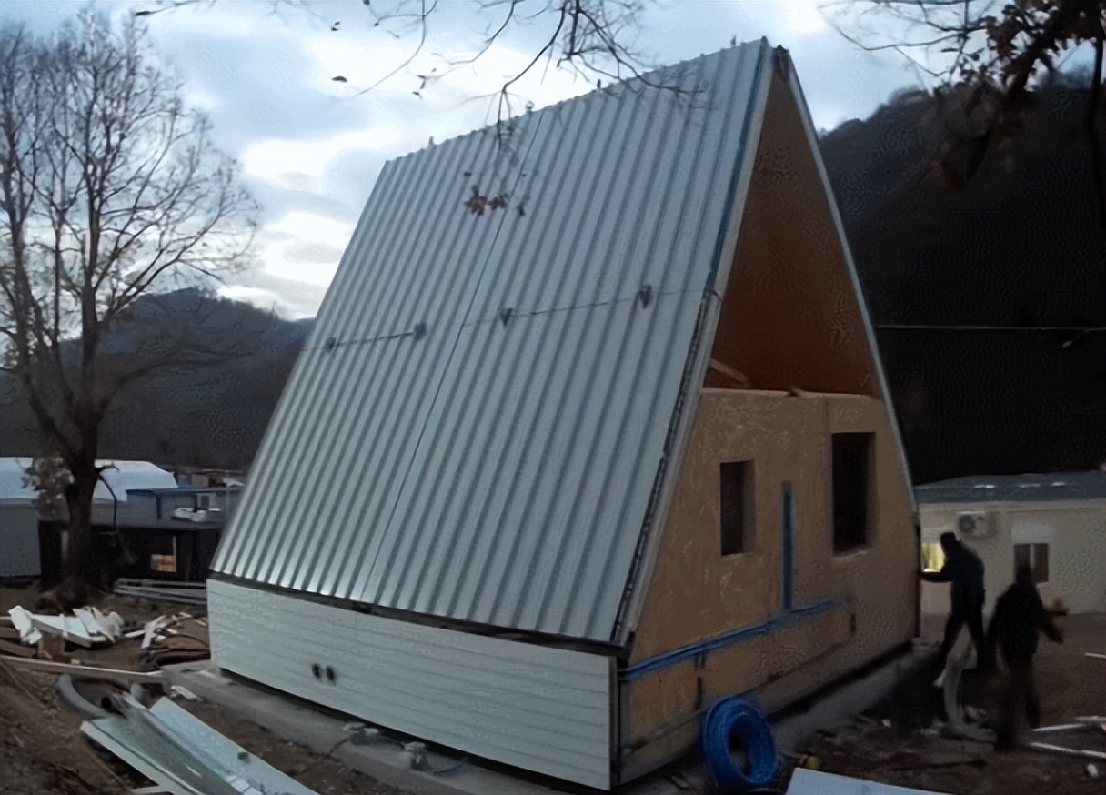 可移动的房子你见过吗?折叠只需6小时可以盖在你想要的任何地方