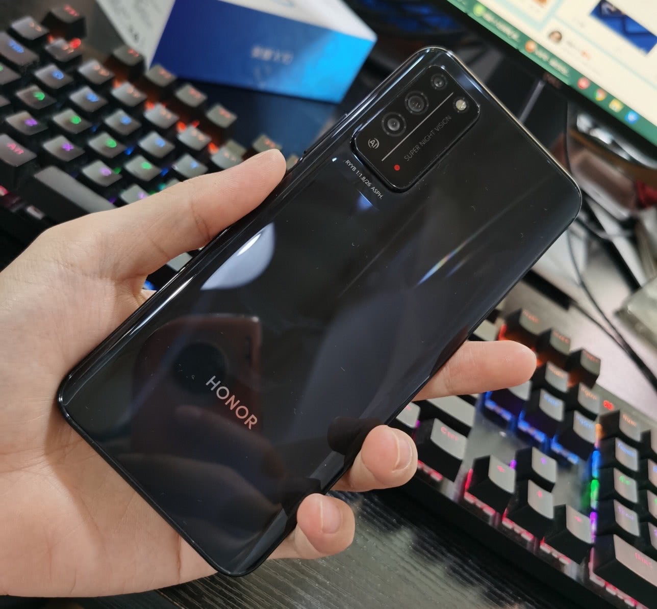 荣耀x10深度测评:成像饱和度不错,整机发热比较均匀