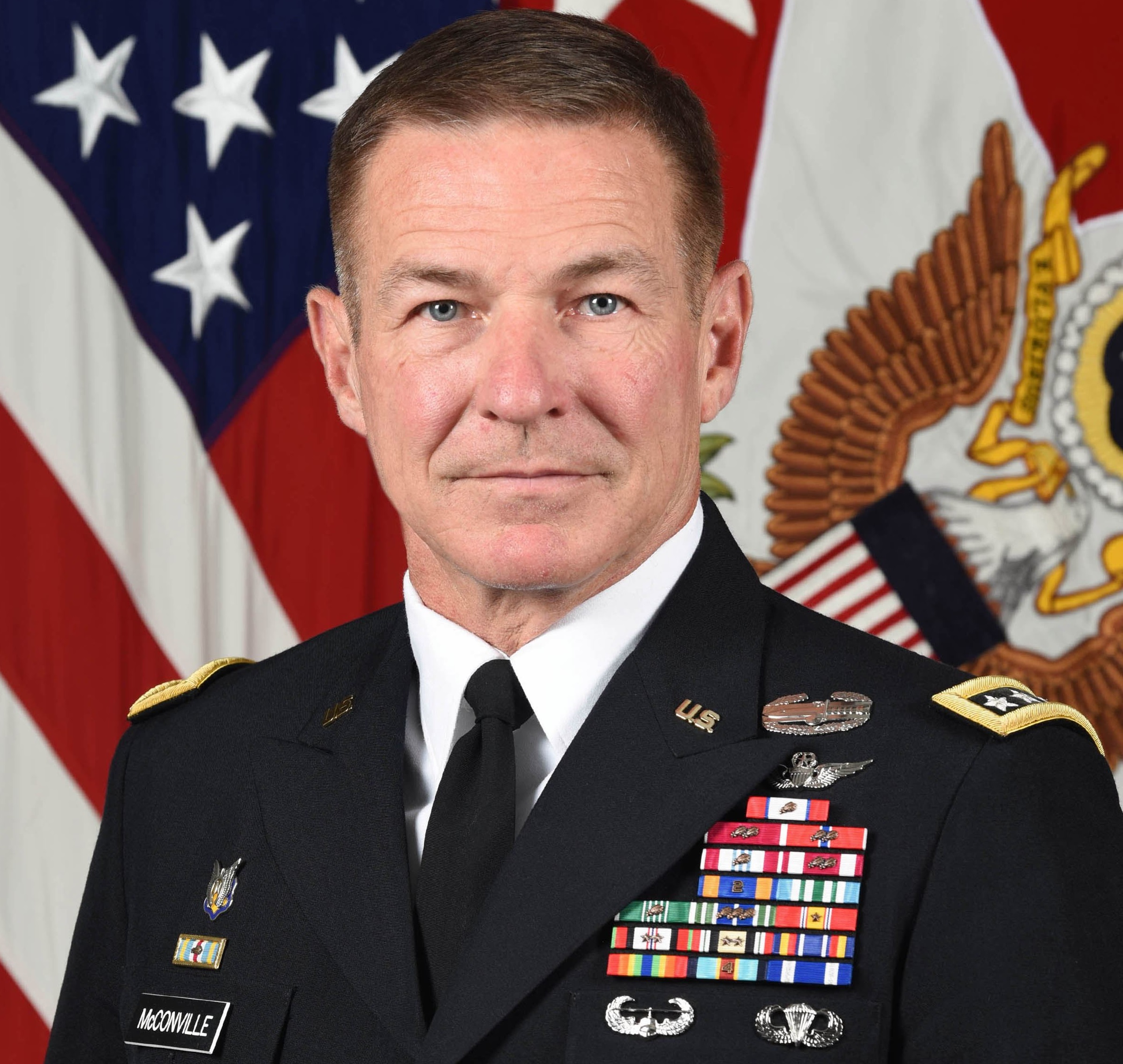 美军海陆空的四星级上将活得太憋屈,还要受无军衔文人的双重钳制